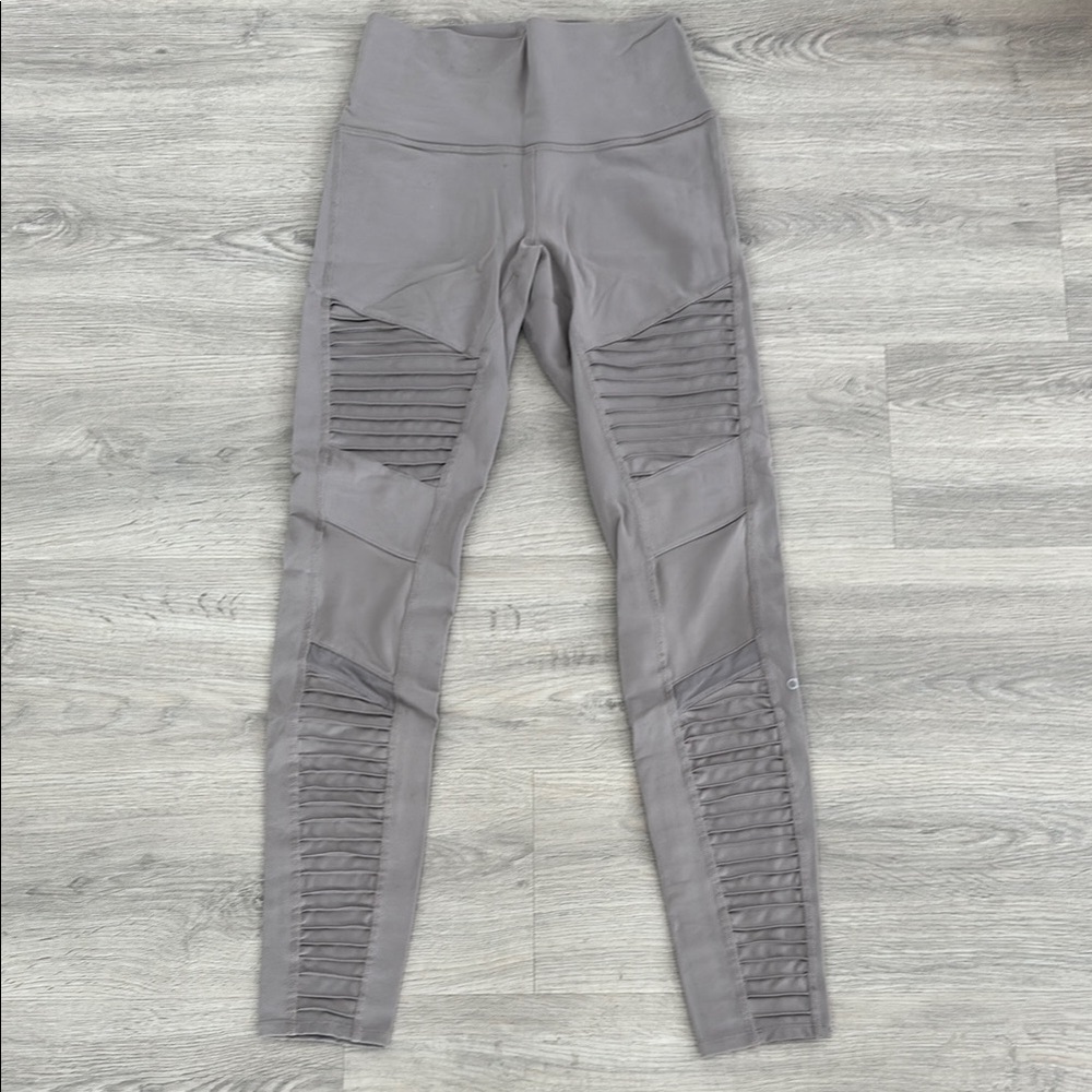 Alo High-Waisted Leggings